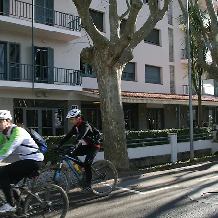 L'ast Hotel